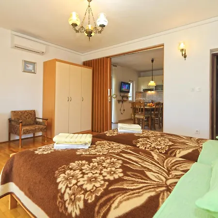 Appartement Stefani *